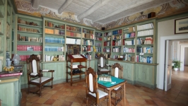 Palazzo Suriano   Biblioteca  Library